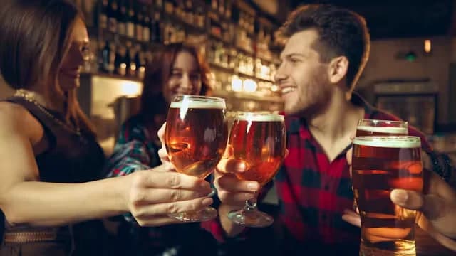 Singles Pub Crawl in London (Ages 23–45)