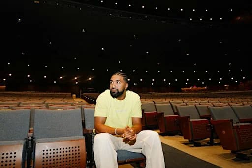 Hassan Phills: Live in London, Early Show