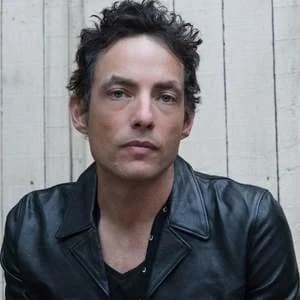 The Wallflowers Live