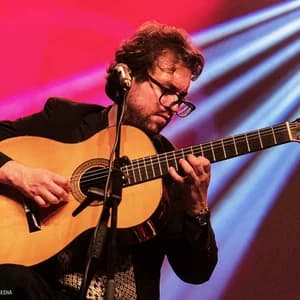Mario Bakuna Live at Colour Factory